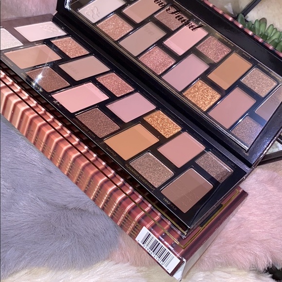 NIB✅Too Faced  The Natural Nudes - Picture 13 of 16